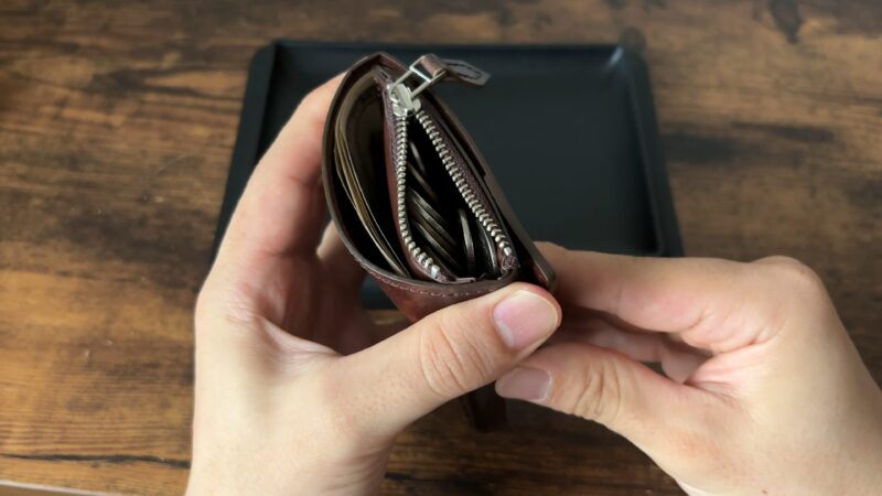 キャレ新進工房コードバンの小銭の口