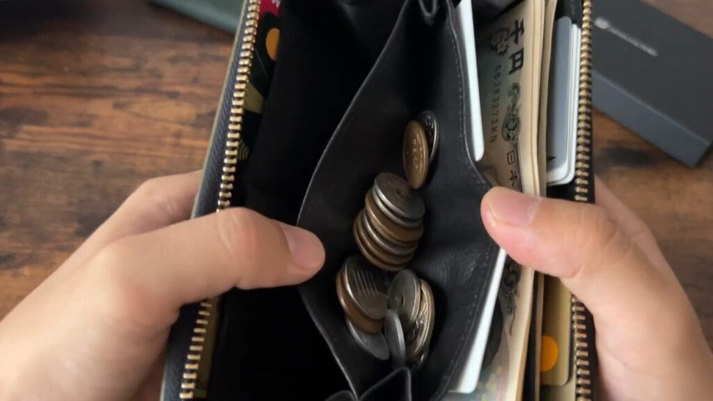 TIDY2.0MANOの小銭入れ