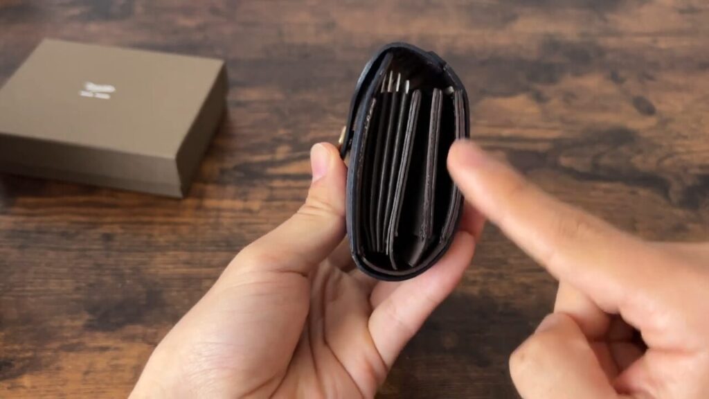 VARCO(ヴァーコ) パルムウォレットの厚み