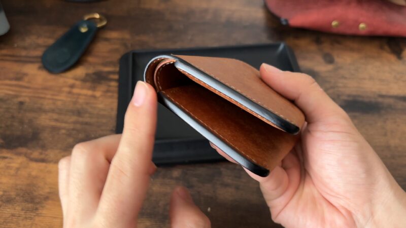 ホールドウォレットのコバ