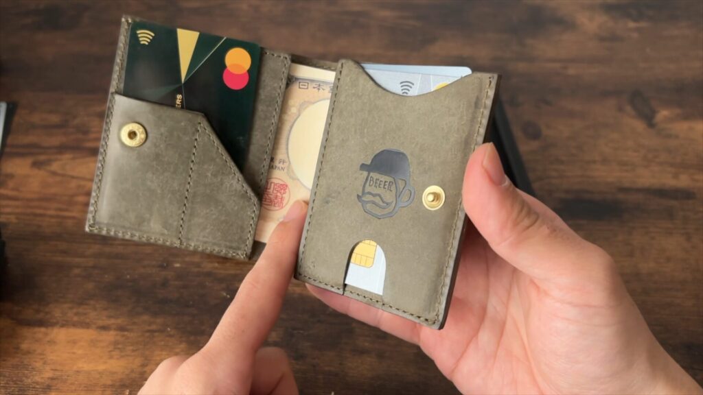 ビアベリーのハッチバックスリムの内装