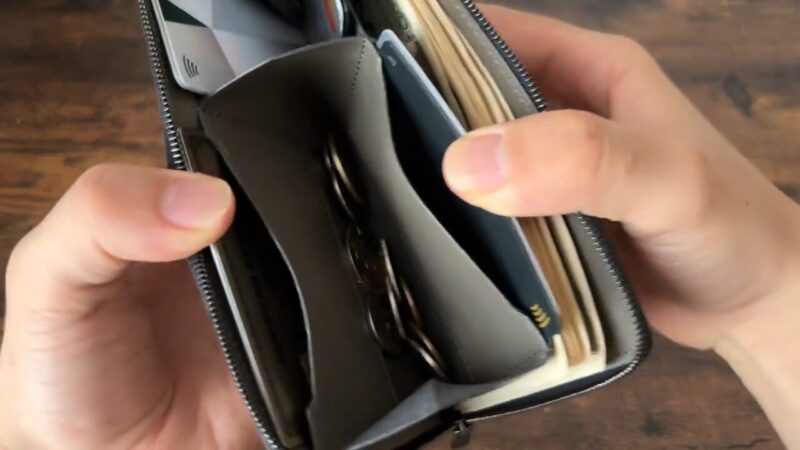 イルモードエアの小銭入れ