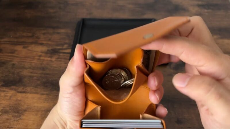 イルモードミニの小銭入れ