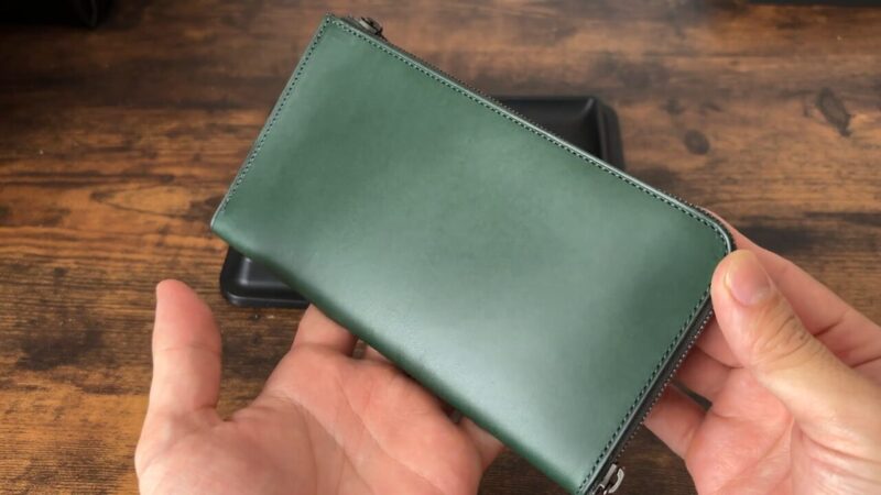 SYRINX（シュリンクス）Hitoe® L-zip L（ヒトエ エルジップ エル）の外観