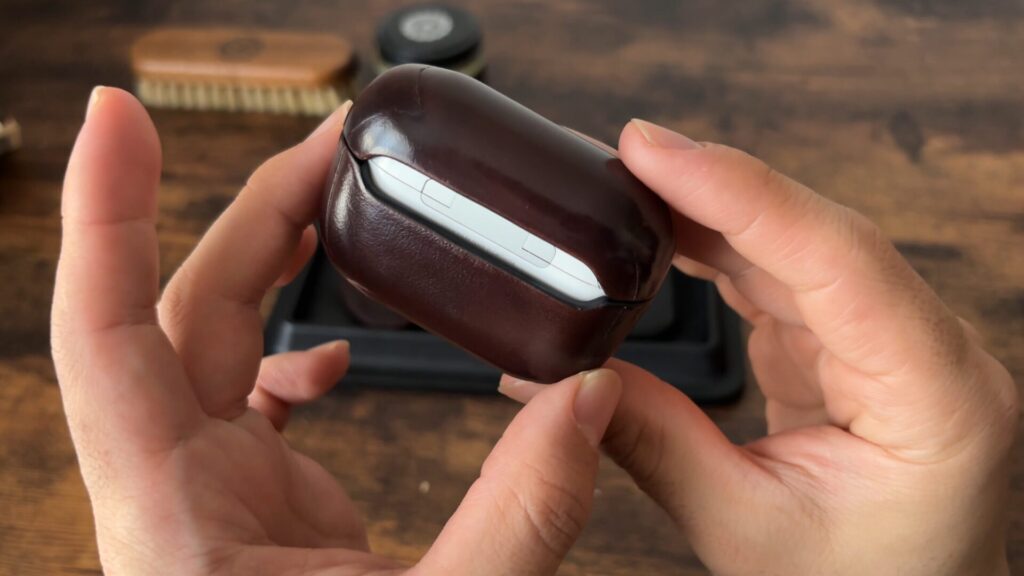 ガンゾ MAESTRO2 AirPods Proケースの裏側画像