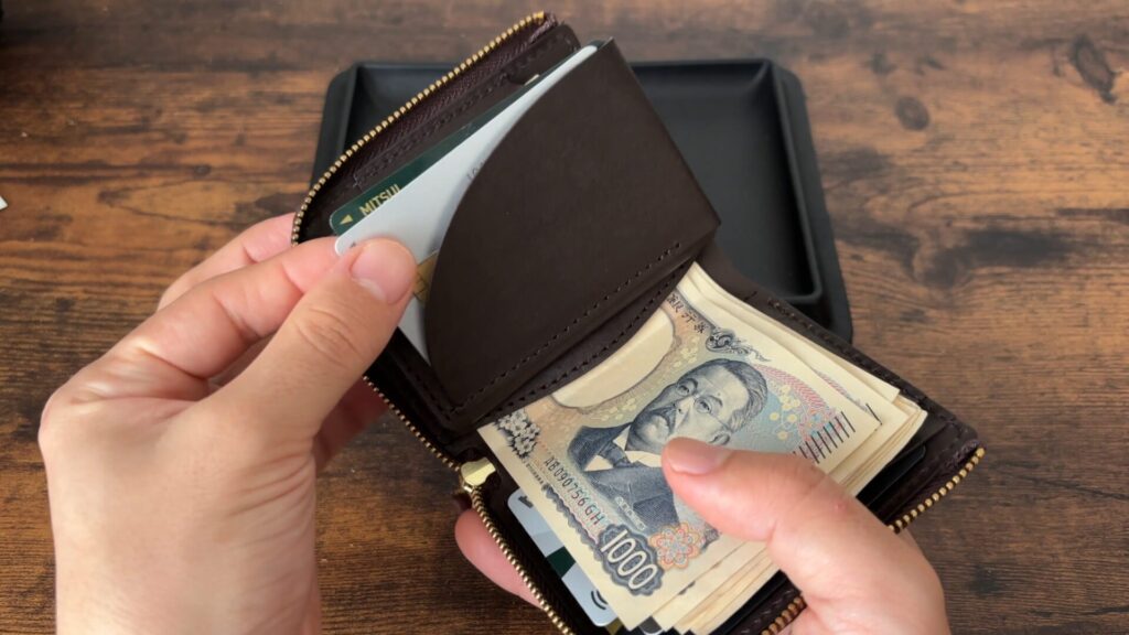 コンパクトウォレットNEのカードポケット