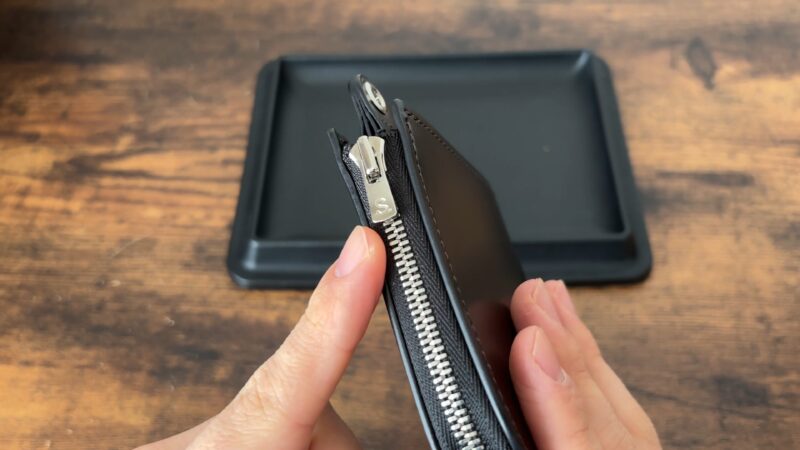 ALARD(アラード)のファスナー引き手