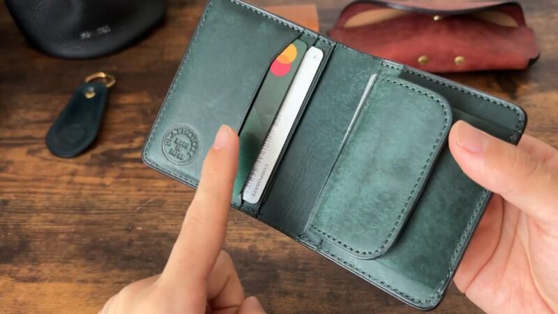 プエブロランドミニウォレットの内装