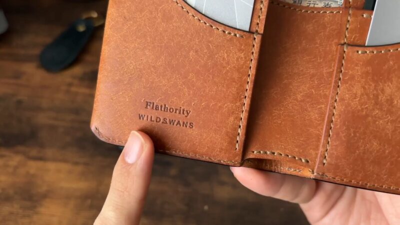 フォールドウォレットのダブルネーム