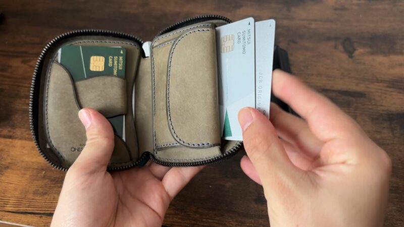 ONES WORKER(ワンズワーカー)
ショート ラウンドジップのカードポケット