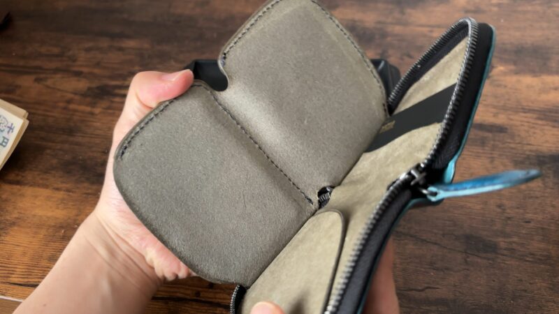 ONES WORKER(ワンズワーカー)
ショート ラウンドジップの裏張りされていない箇所