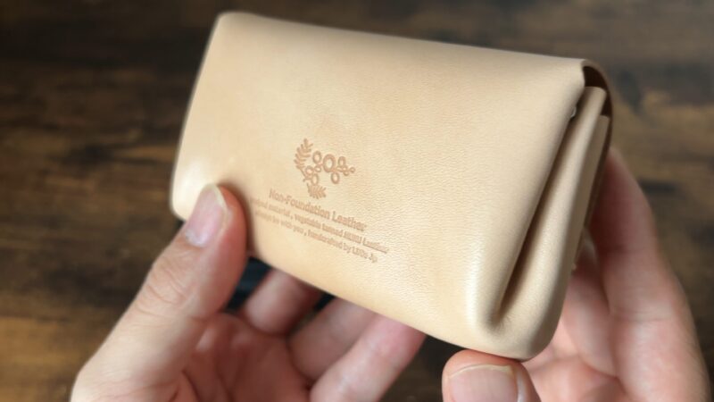 ラストドリップデザインズ アコーディオン財布 背面